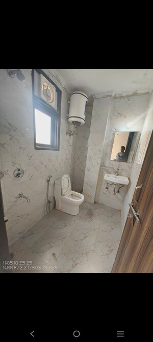 Bathroom in 1 BHK Builder Floor at Saket – for Rent