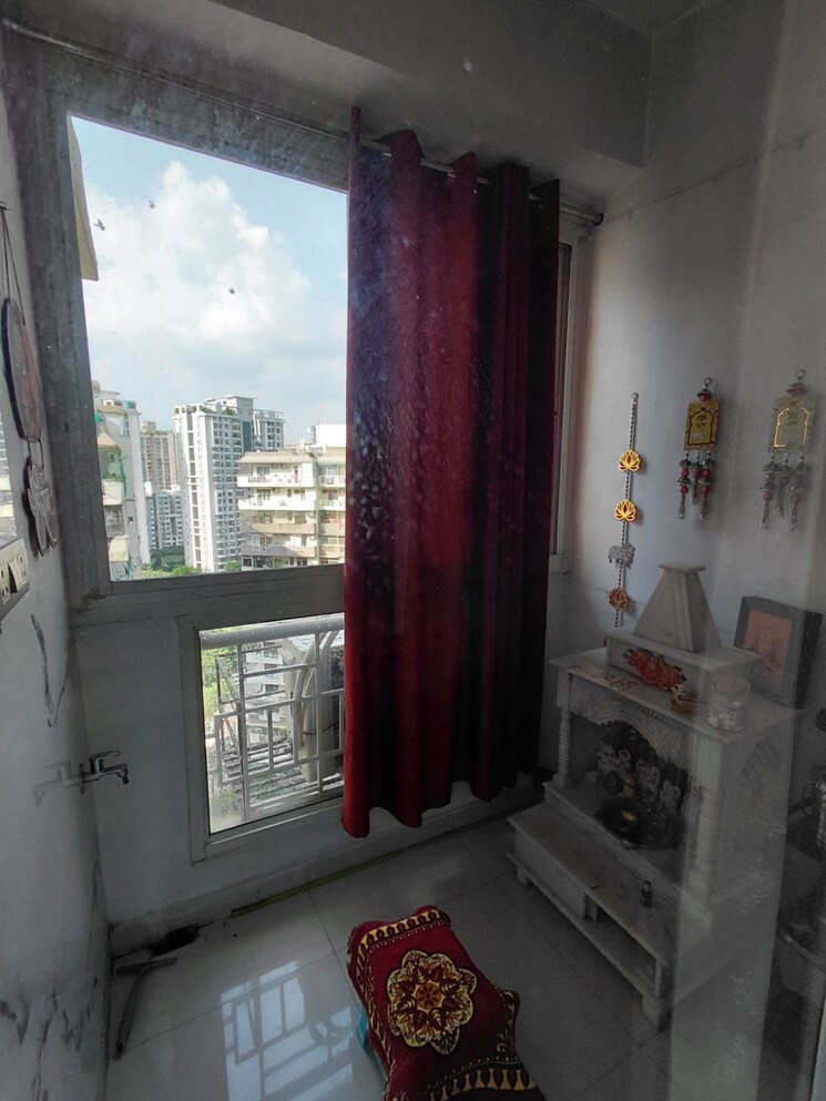 Living Room, express-garden 2 Bedroom 1075 Sq.Ft. Apartment In Vaibhav Khand Ghaziabad 9343498