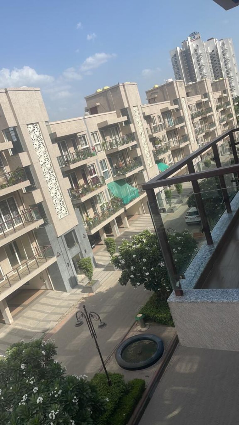 Balcony, bptp-floors 3 Bedroom 1620 Sq.Ft. Apartment In Sector 70 Gurgaon 9343526