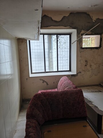 Bedroom in 2 BHK Apartment at Nandavan CHS, Vile Parle East – for Rent