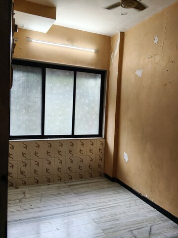 Room in 2 BHK Apartment at Kailash Park Darshan CHS, Ghatkopar West – for Rent