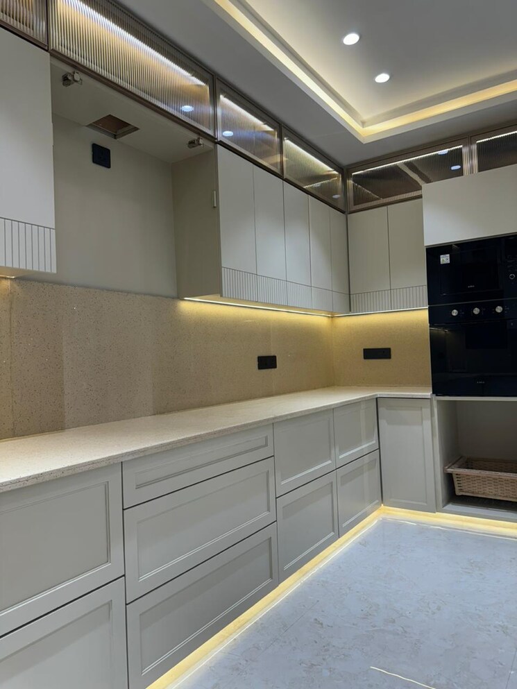 Kitchen, prithviraj road 3 Bedroom 2000 Sq.Ft. Apartment In Prithviraj Road Delhi 9343547