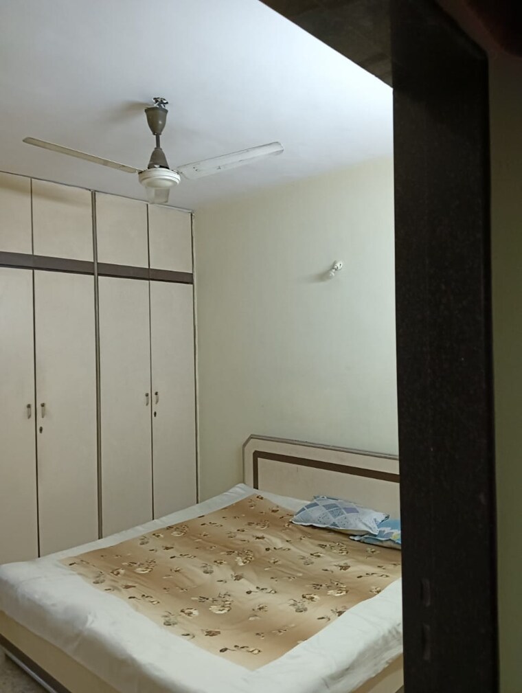 Room, adarsh-chs-vasant-vihar 2 Bedroom 660 Sq.Ft. Apartment In Vasant Vihar Thane 9343534