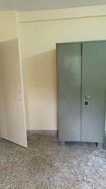 2 BHK 700 Sq.Ft. Apartment in Gold Mist Apartments	 Santacruz