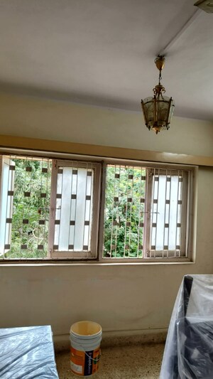 Room in 2 BHK Apartment at Gold Mist Apartments	 Santacruz, Santacruz East – for Rent