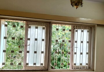Room in 2 BHK Apartment at Gold Mist Apartments	 Santacruz, Santacruz East – for Rent