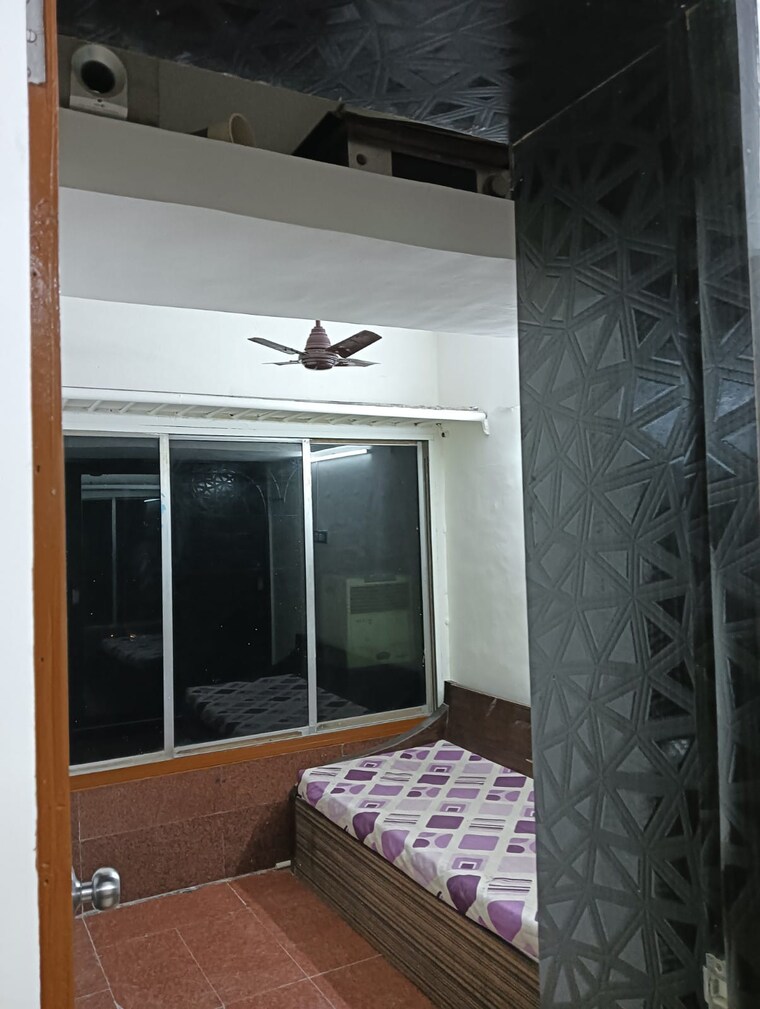 Bathroom, pushpak-chs-vasant-vihar 2 Bedroom 500 Sq.Ft. Apartment In Vasant Vihar Thane 9343575