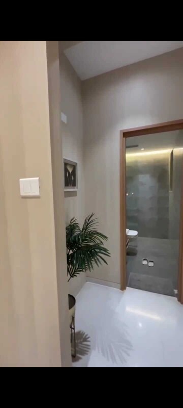 Room in 1 BHK Builder Floor at Runwal Pinnacle, Mulund West – for Sale