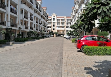 3.5 BHK Apartment For Sale in Sushma Valencia, International Airport Road