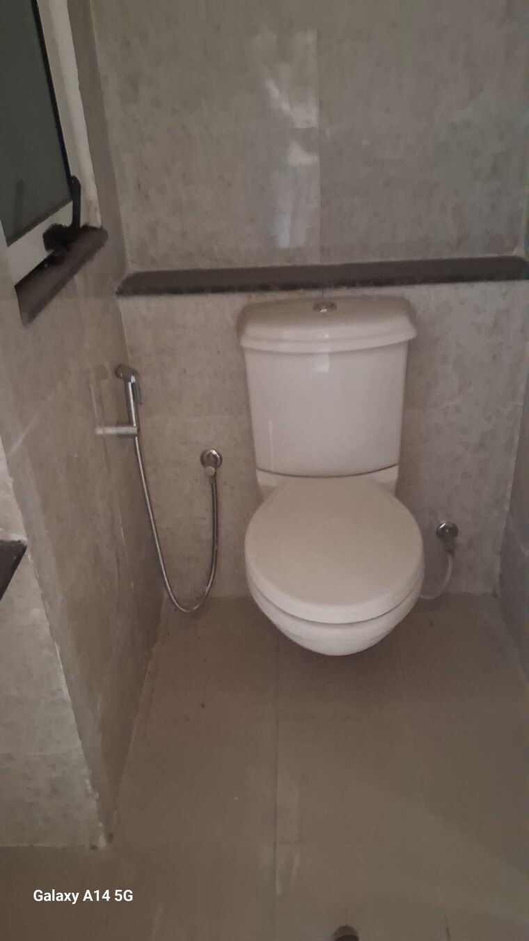Bathroom, sushma-valencia 3.5 Bedroom 244 Sq.Ft. Apartment In International Airport Road Zirakpur 9343723