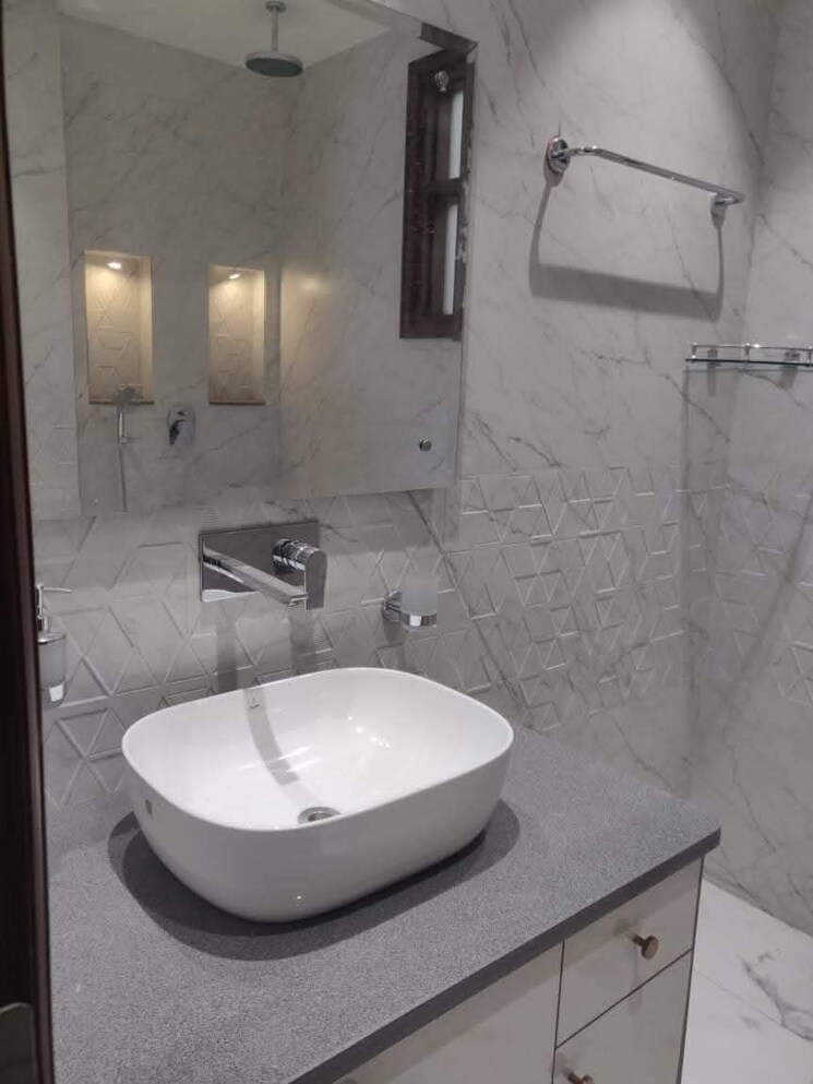Bathroom, cs-roseate-63 3 Bedroom 1620 Sq.Ft. Builder Floor In Sector 63a Gurgaon 9343700