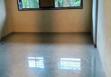 Room in 2 BHK Apartment at Rose Garden CHS Santacruz, Santacruz East – for Rent