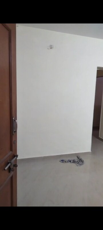 1 BHK Apartment For Rent in National Avenue, Kandivali East