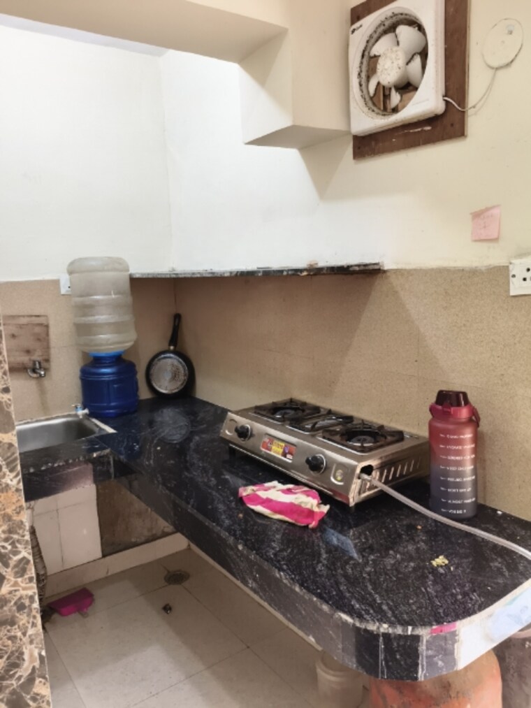 Kitchen, dwarka Studio 250 Sq.Ft. Apartment In Dwarka Delhi 9343976