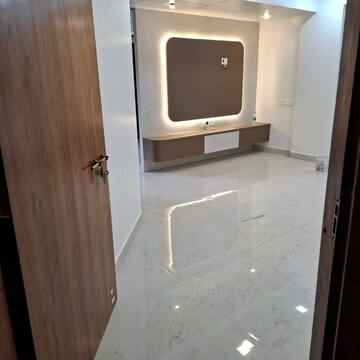 Living Room in 1.5 BHK Apartment at Riddhi Heights, Thane West – for Sale