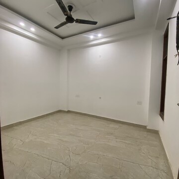 Room in 2 BHK Builder Floor at Chattarpur – for Rent