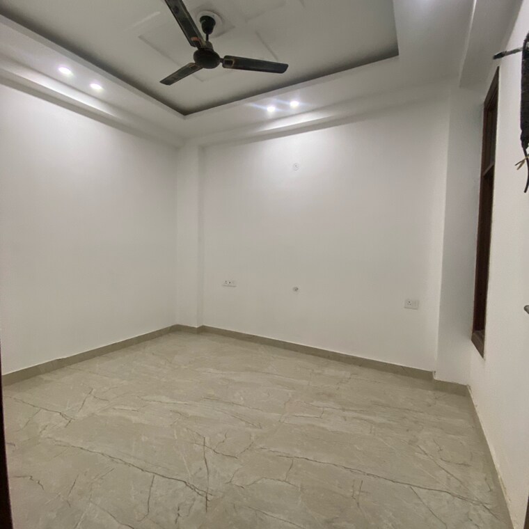 Room, chattarpur 2 Bedroom 1000 Sq.Ft. Builder Floor In Chattarpur Delhi 9343921