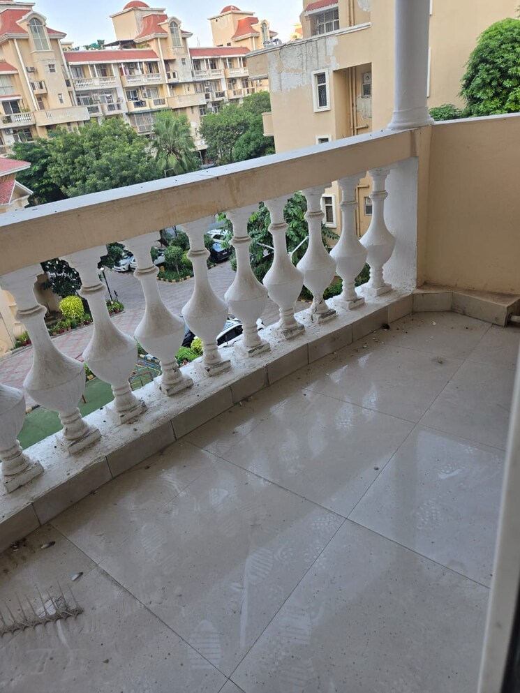 Balcony, parsvnath-green-ville 3 Bedroom 1945 Sq.Ft. Apartment In Sector 48 Gurgaon 9343925