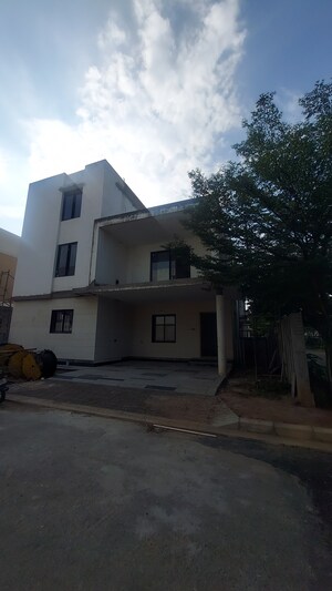 4 BHK Villa For Sale in Keerthi Riverside, Kismatpur
