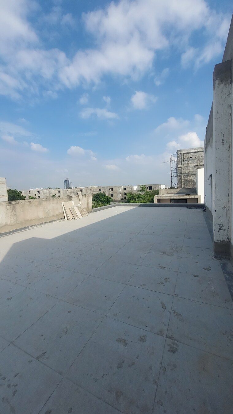 Balcony, keerthi-riverside 4 Bedroom 4593 Sq.Ft. Villa In Kismatpur Hyderabad 9343936