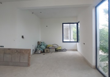 Bathroom in 4 BHK Villa at Keerthi Riverside, Kismatpur – for Sale