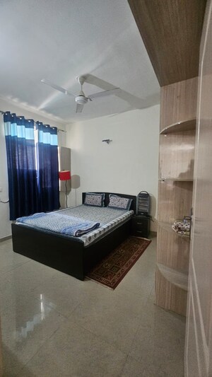 Bedroom in 2.5 BHK Independent House at Gomti Nagar – for Rent