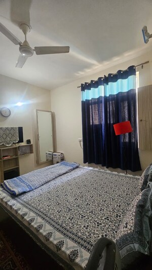 Bedroom in 2.5 BHK Independent House at Gomti Nagar – for Rent