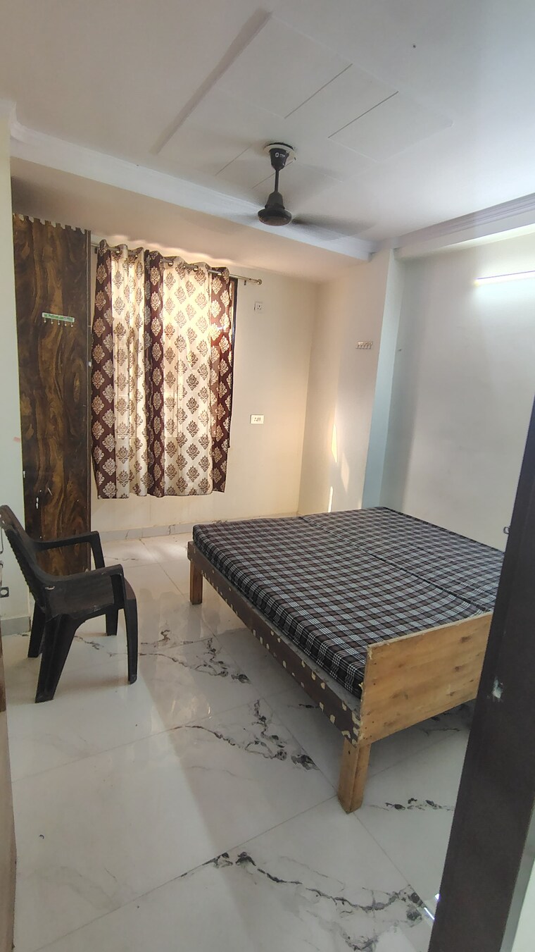 Bedroom, dwarka mor 2 Bedroom 540 Sq.Yd. Builder Floor In Dwarka Mor Delhi 9343982