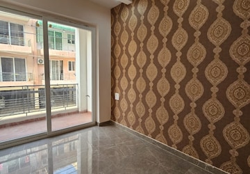 Room in 3 BHK Apartment at Dhakoli – for Sale
