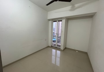 Room in 1 BHK Apartment at Kavya Residency Thane, Ghodbunder Road – for Rent