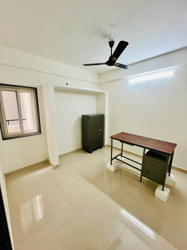 Room, integral-sunrise-city 3 Bedroom 1500 Sq.Ft. Apartment In Kommadi Vizag 9343986