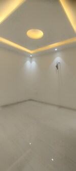 4 BHK + Extra Room 310 Sq.Yd. Builder Floor in Green Fields Colony