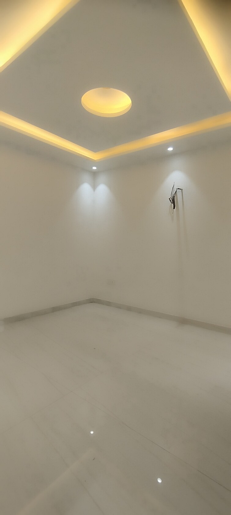 Cover Image, green fields colony 4 Bedroom 300 Sq.Yd. Builder Floor In Green Fields Colony Faridabad 9344345