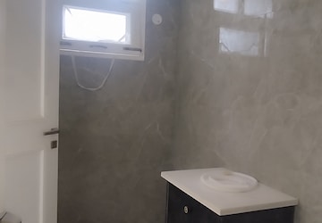 Bathroom in 4 BHK Builder Floor at Green Fields Colony – for Sale