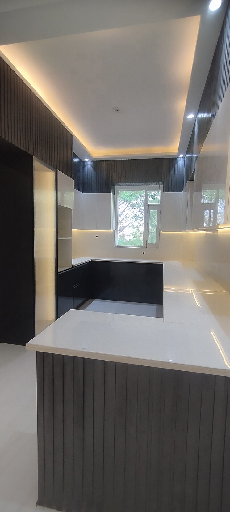 Kitchen, green fields colony 4 Bedroom 290 Sq.Yd. Builder Floor In Green Fields Colony Faridabad 9344060