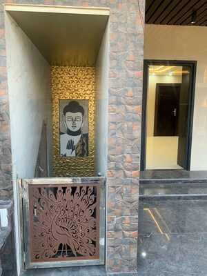 Building Lobby in 6+ BHK Independent House at Omaxe New Chandigarh, North Mullanpur – for Sale