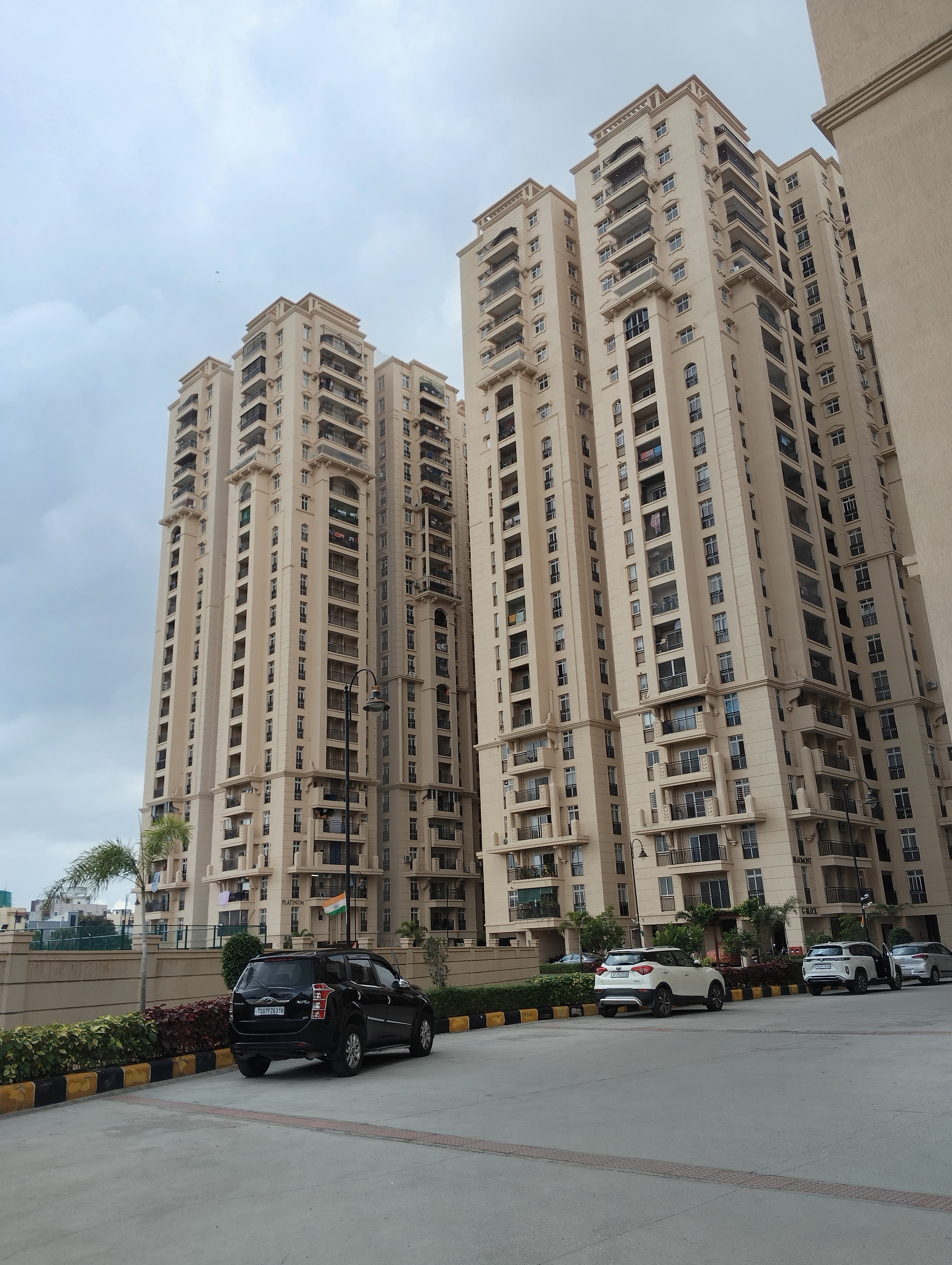 3 BHK + Pooja Room 2100 Sq.Ft. Apartment in Aditya Empress Towers