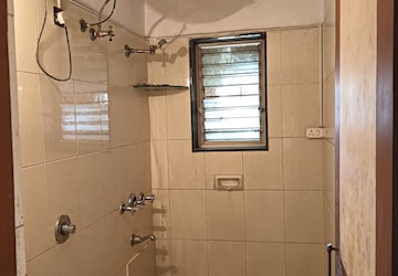 Bathroom in 4 BHK Apartment at Windsor Garden Enclave, Vasant Vihar – for Sale