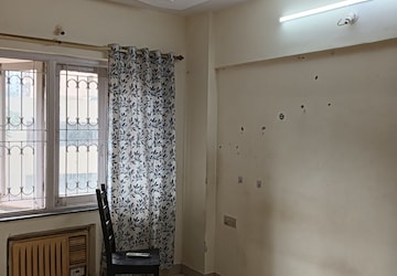 Bedroom in 4 BHK Apartment at Windsor Garden Enclave, Vasant Vihar – for Sale