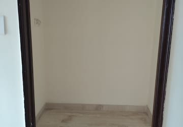 3 BHK Apartment at Aditya Empress Towers, Shaikpet – for Sale