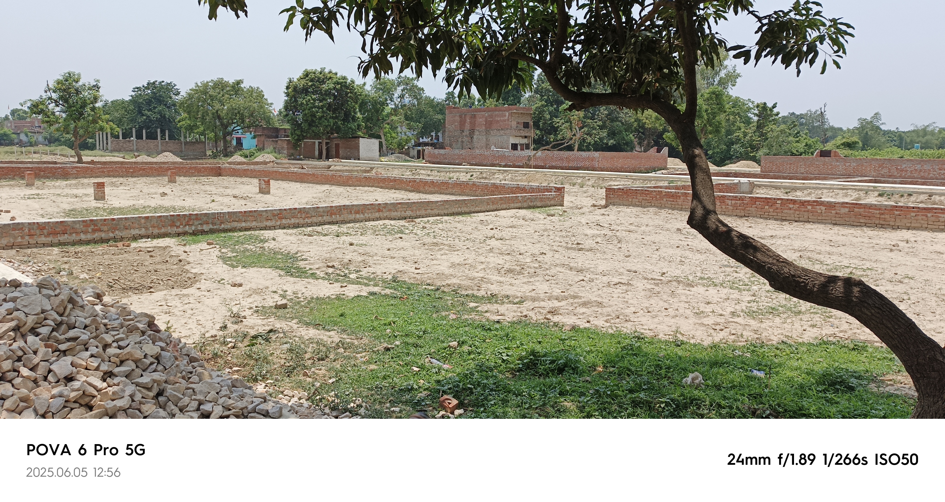 Plot For Sale in Lucknow Green Garden City