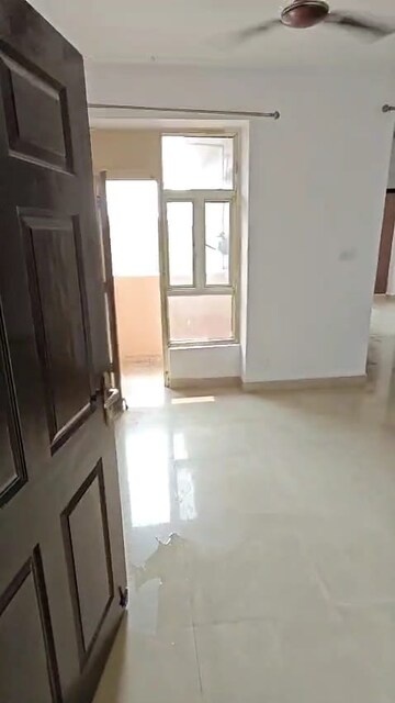 Master Bedroom in 2 BHK Apartment at Supertech Cape Town, Sector 74 – for Sale
