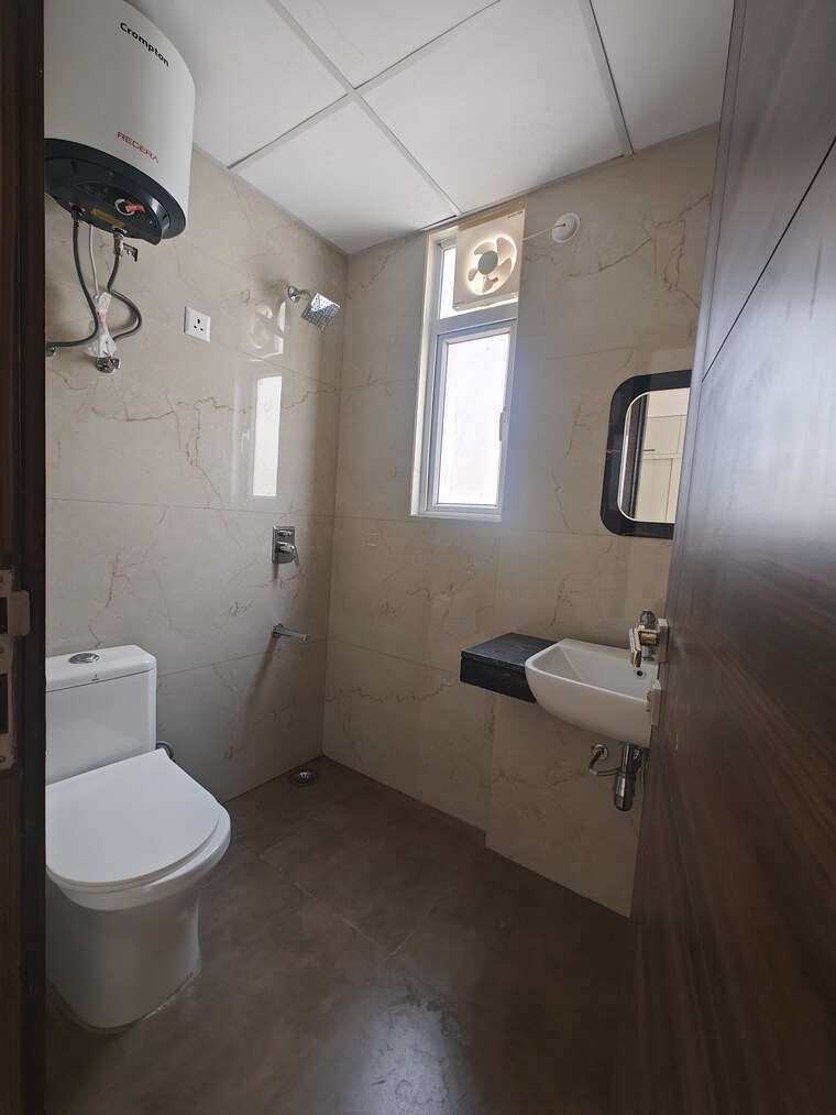 Bathroom, whiteland-blissville 3.5 Bedroom 1672 Sq.Ft. Builder Floor In Sector 76 Gurgaon 9344215