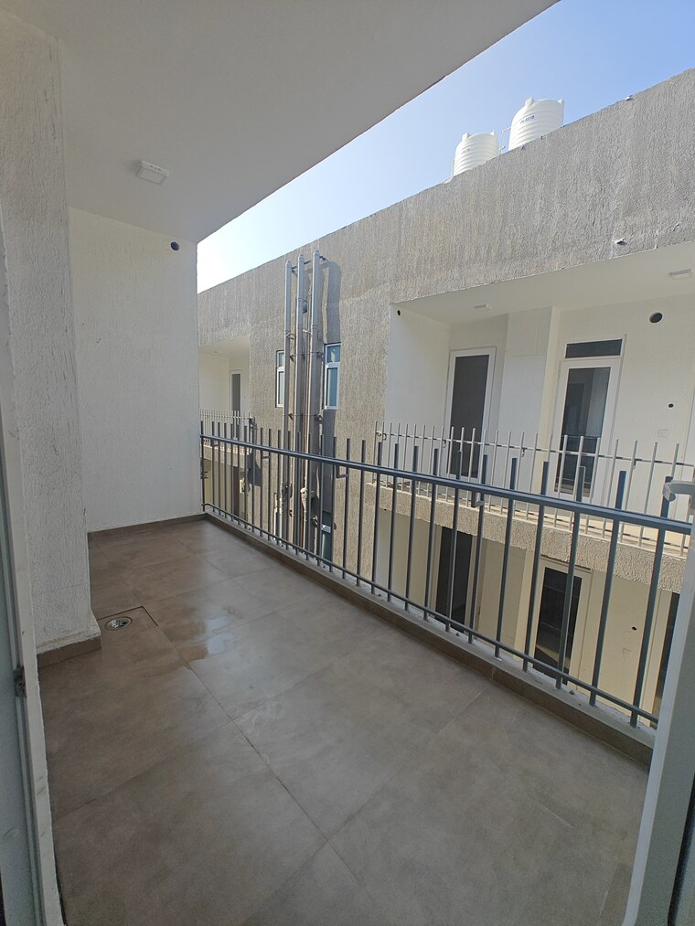 Balcony, whiteland-blissville 3.5 Bedroom 1672 Sq.Ft. Builder Floor In Sector 76 Gurgaon 9344215