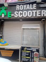 500 Sq.Ft. Retail Shop in Shalimar Garden Extension I