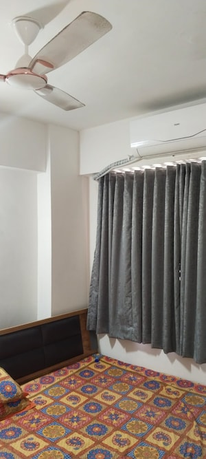 Bedroom in 2 BHK Apartment at New Rajinder Nagar – for Rent