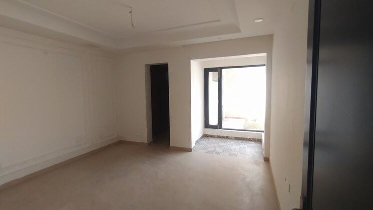 Room, dlf-hyde-park 5 Bedroom 6000 Sq.Ft. Independent House In South Mullanpur Chandigarh 9344289