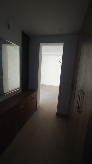 Furnished Amenities in 5 BHK Independent House at DLF Hyde Park, South Mullanpur – for Sale