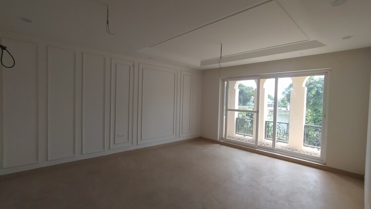 Room, dlf-hyde-park 5 Bedroom 6000 Sq.Ft. Independent House In South Mullanpur Chandigarh 9344289