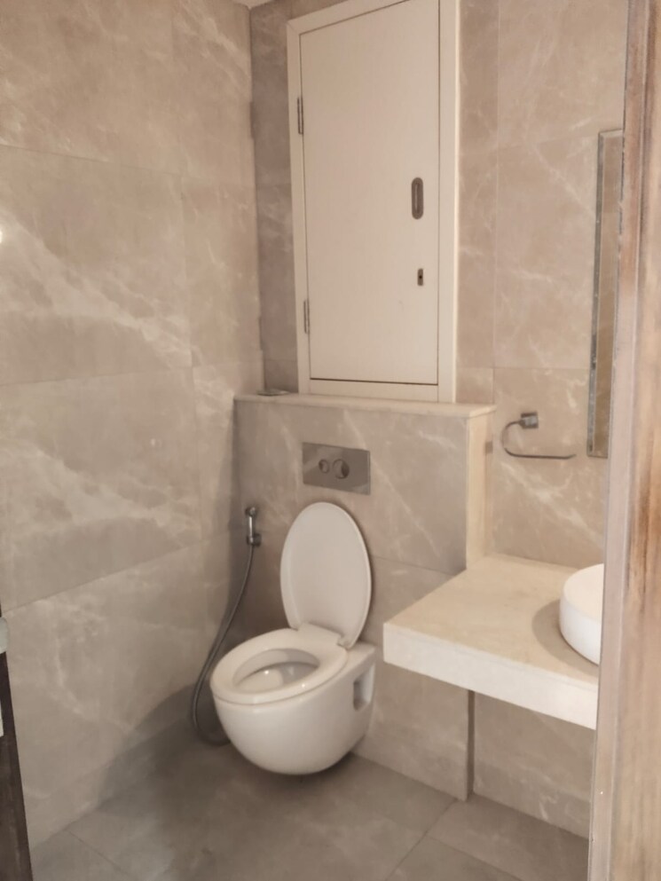 Bathroom, bombay-realty-one-icc 3 Bedroom 1900 Sq.Ft. Apartment In Wadala Mumbai 9344309